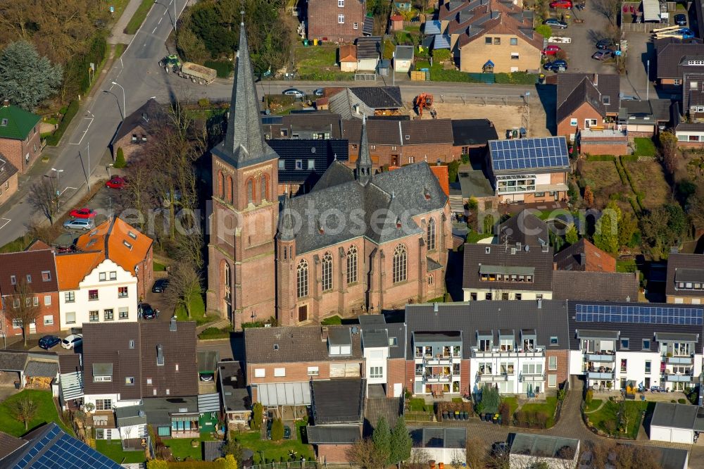 Tönisberg from above - Church building in the village of Toenisberg in the state of North Rhine-Westphalia