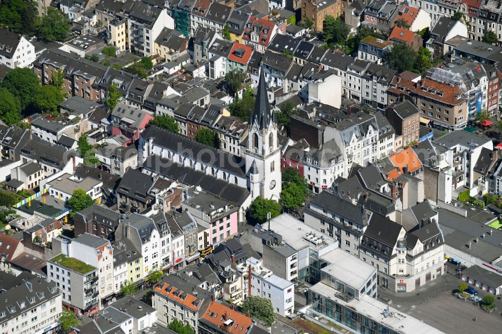 Aerial image Köln - Church building Pfarrkirche St. Joseph on Venloer Strasse in Cologne in the state North Rhine-Westphalia, Germany