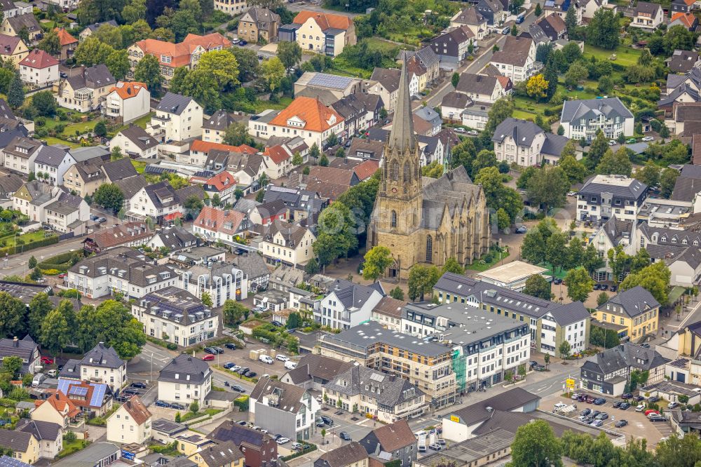 Warstein from above - Church building in Pfarrkirche St. Pankratius in der Dieplohstrasse Old Town- center of downtown in Warstein in the state North Rhine-Westphalia, Germany