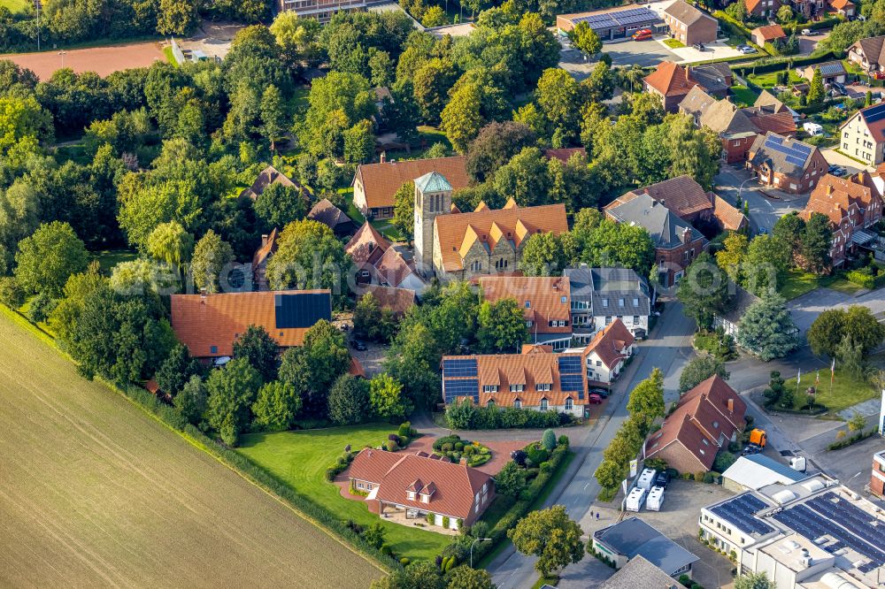 Vellern from the bird's eye view: Church building Sankt Pankratius Kirche in Vellern in the state North Rhine-Westphalia, Germany