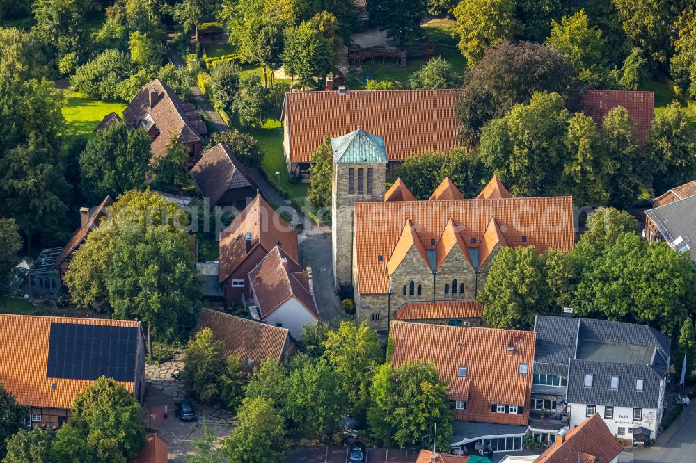 Vellern from the bird's eye view: Church building Sankt Pankratius Kirche in Vellern in the state North Rhine-Westphalia, Germany