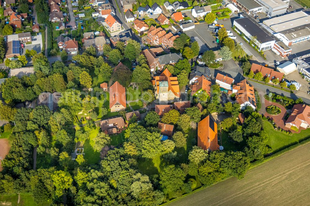 Aerial photograph Vellern - Church building Sankt Pankratius Kirche in Vellern in the state North Rhine-Westphalia, Germany