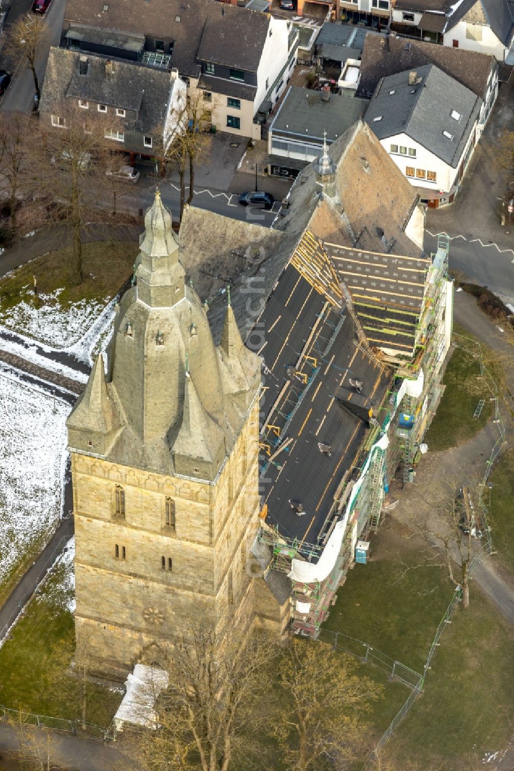 Aerial photograph Brilon - Church building Probsteikirche in Brilon in the state North Rhine-Westphalia, Germany