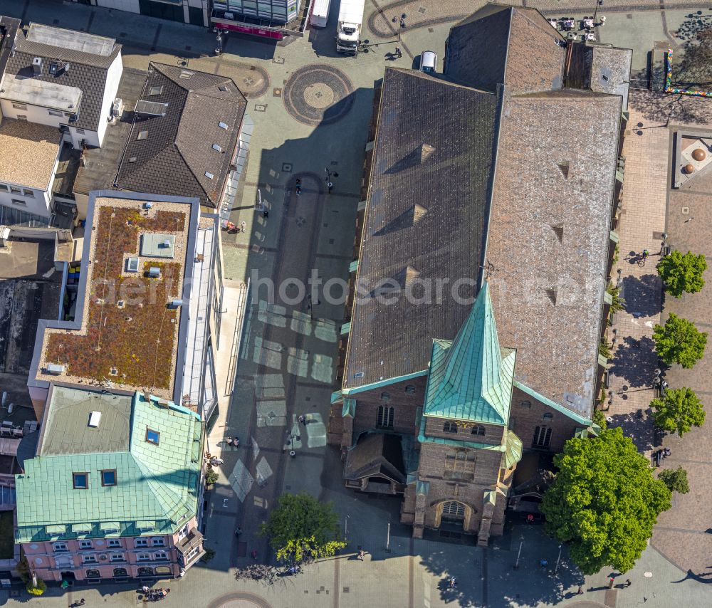 Aerial image Bottrop - Church building Propsteikirche St. Cyriakus on Hochstrasse in Bottrop in the state North Rhine-Westphalia