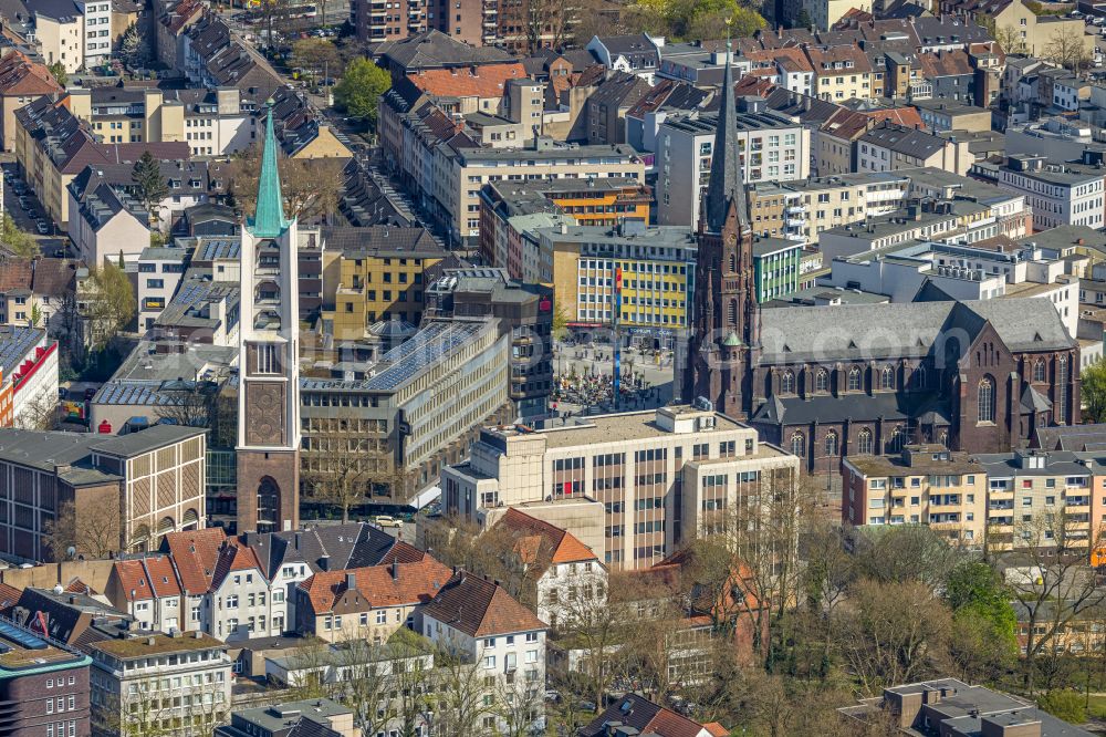 Aerial image Gelsenkirchen - Church building Propsteipfarrei St. Augustinus on Ahstrasse in the district Altstadt in Gelsenkirchen at Ruhrgebiet in the state North Rhine-Westphalia, Germany