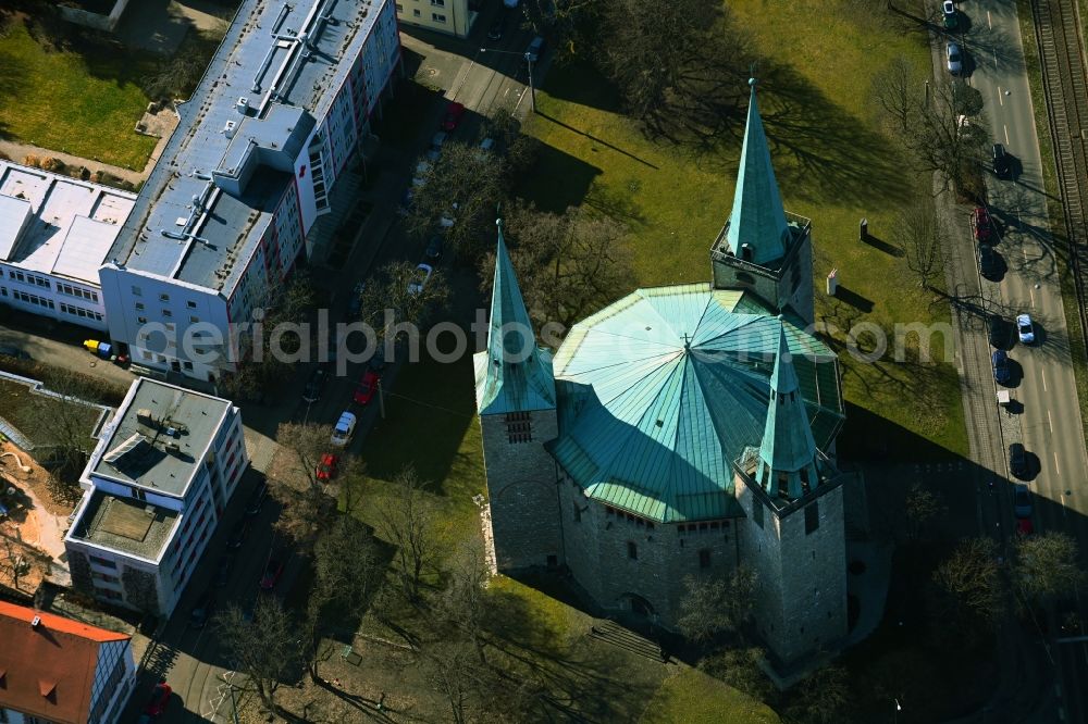 Nürnberg from the bird's eye view: Church building Reformations-Gedaechtnis-Kirche in the district Rennweg in Nuremberg in the state Bavaria, Germany