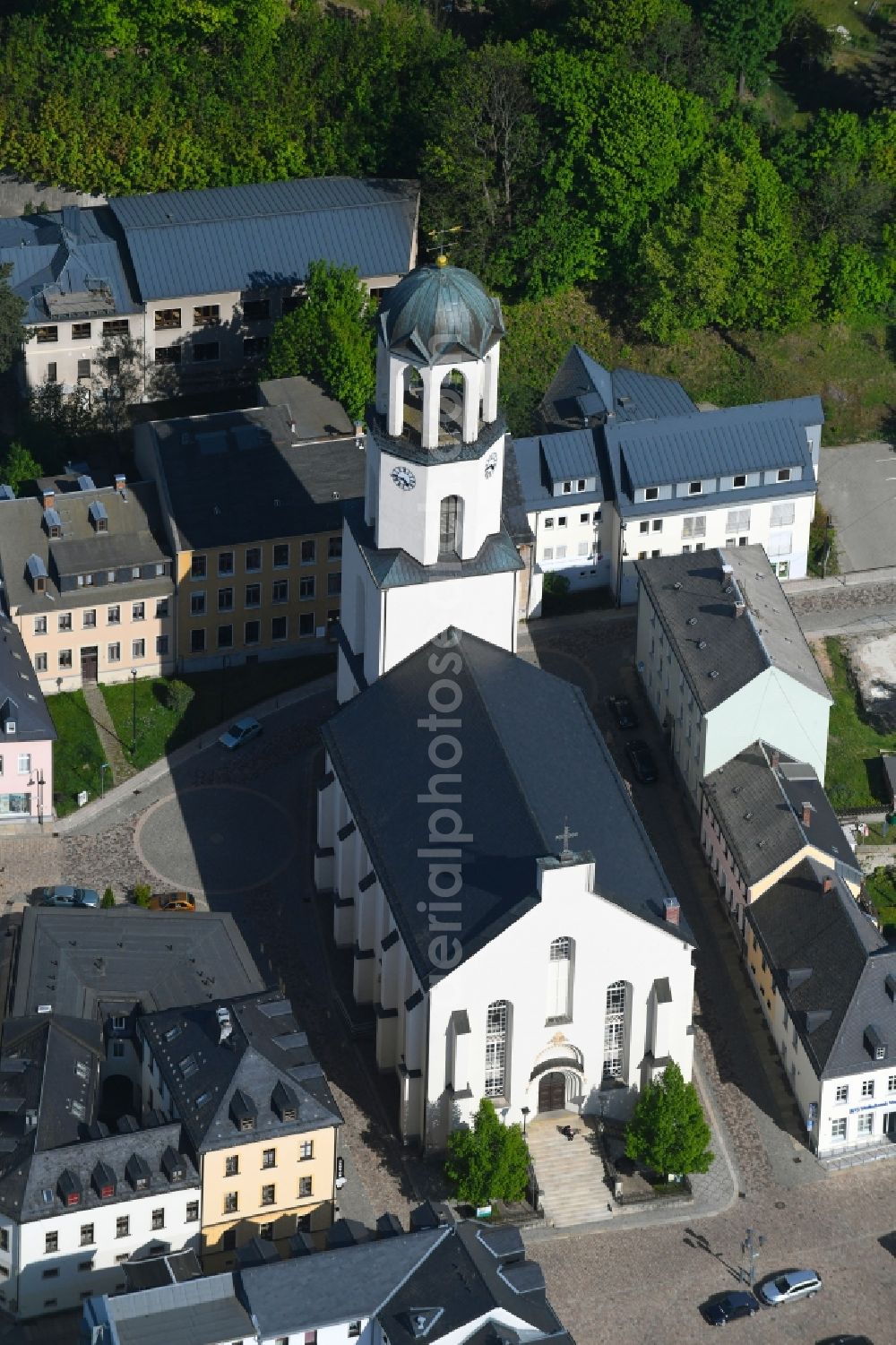 Aerial image Auerbach/Vogtland - Church building in Sankt Laurentiuskirche Old Town- center of downtown in Auerbach/Vogtland in the state Saxony, Germany