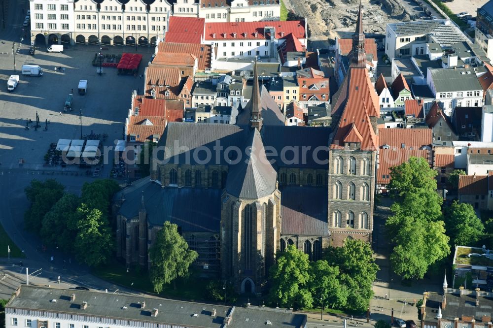 Aerial image Rostock - Church building of the Saint Marien's church to Rostock in Rostock in the federal state Mecklenburg-West Pomerania, Germany