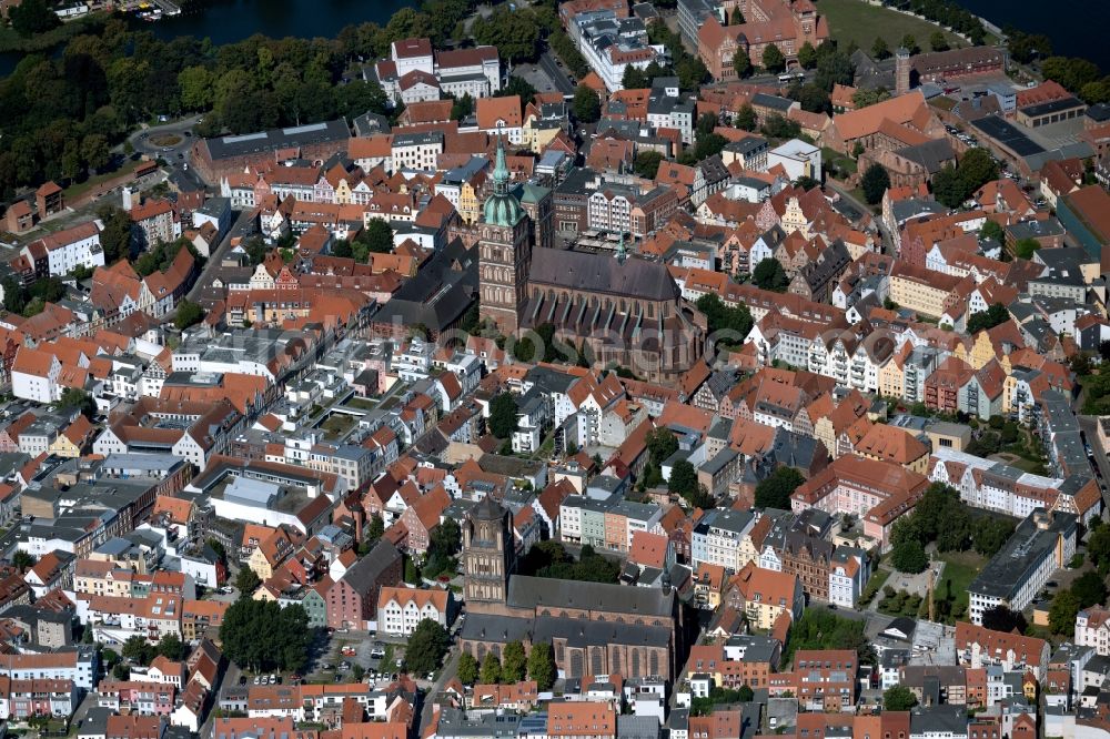 Aerial photograph Stralsund - Church building Sankt Nikolai -Gemeinde in the district Andershof in Stralsund in the state Mecklenburg - Western Pomerania