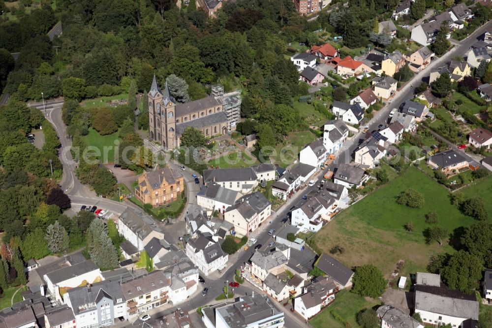 Koblenz from the bird's eye view: Church building of the Saint Nicholas Parish in Arenberg in Koblenz in the state Rhineland-Palatinate