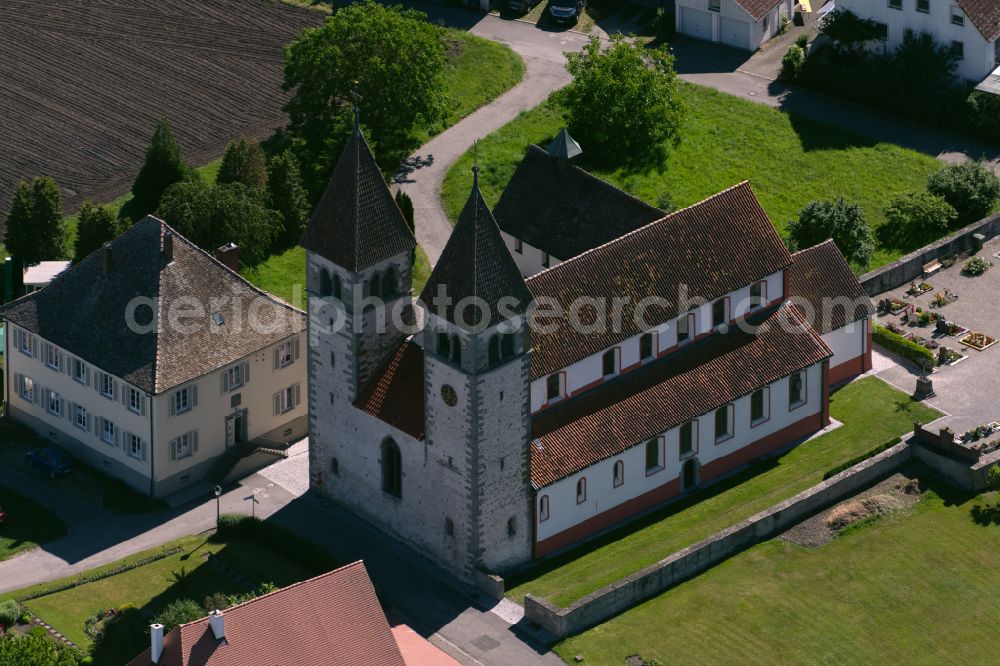 Aerial image Reichenau - Church building Sankt Peter and Paul in Reichenau at Bodensee in the state Baden-Wuerttemberg, Germany