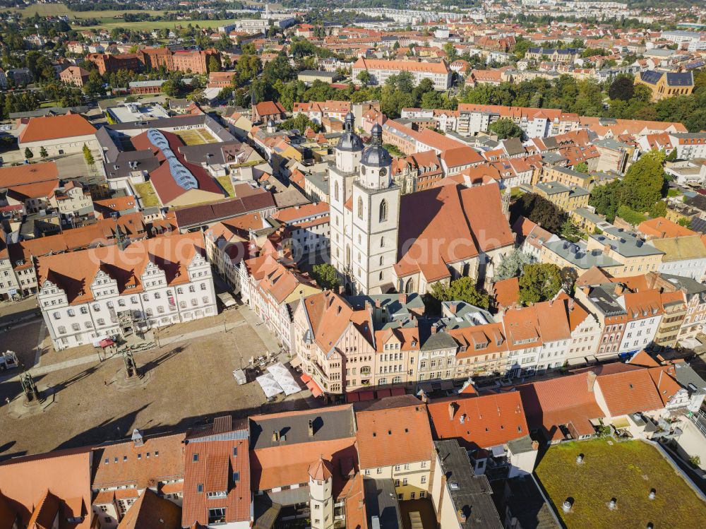 Aerial image Lutherstadt Wittenberg - Church building Stadtkirche St. Marien zu Wittenberg - colloquially known as Marienkirche in the old town center of the city center on Kirchplatz in Lutherstadt Wittenberg in the federal state of Saxony-Anhalt, Germany