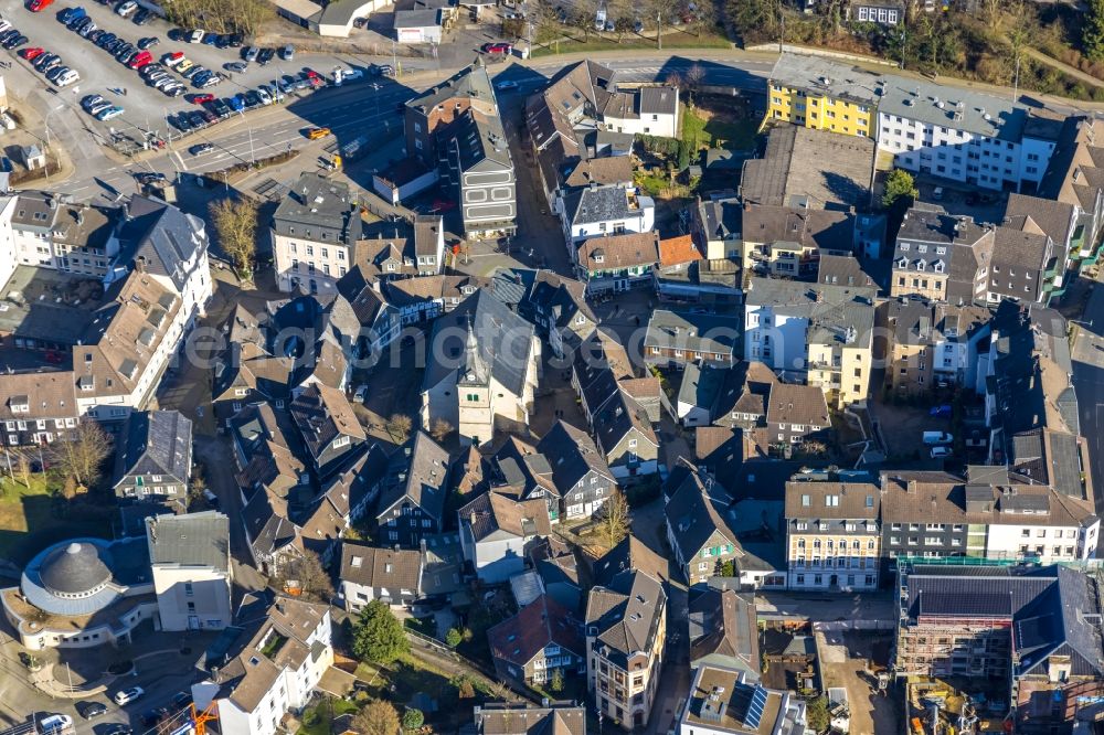 Aerial photograph Velbert - Church building of Stadtkirche on Kirchplatz in Velbert in the state North Rhine-Westphalia, Germany