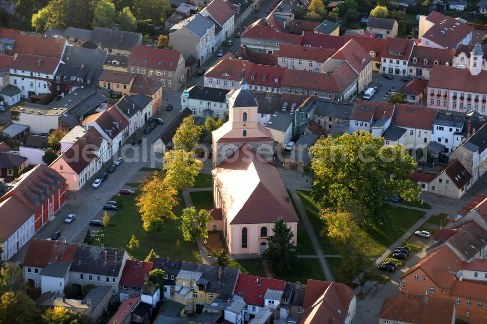 Zehdenick from above - Church building in Stadtkirche Zehdenick Am Kirchplatz Old Town- center of downtown in Zehdenick in the state Brandenburg, Germany