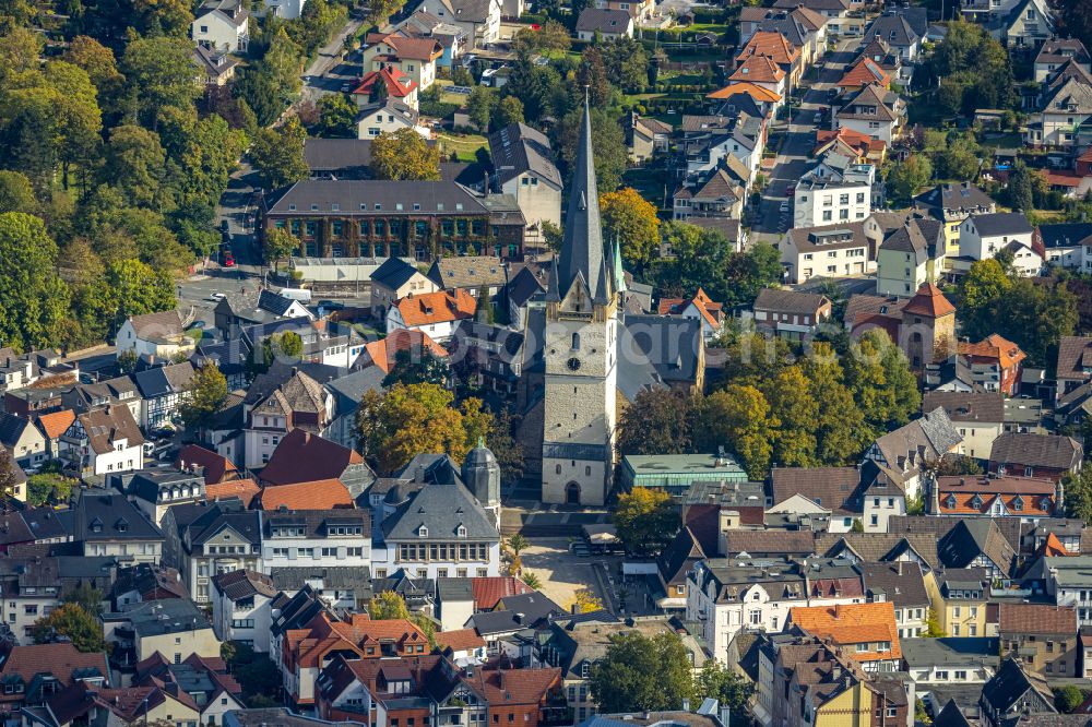 Menden (Sauerland) from the bird's eye view: Church building St. Vincenz on Kirchplatz in Menden (Sauerland) in the state North Rhine-Westphalia, Germany