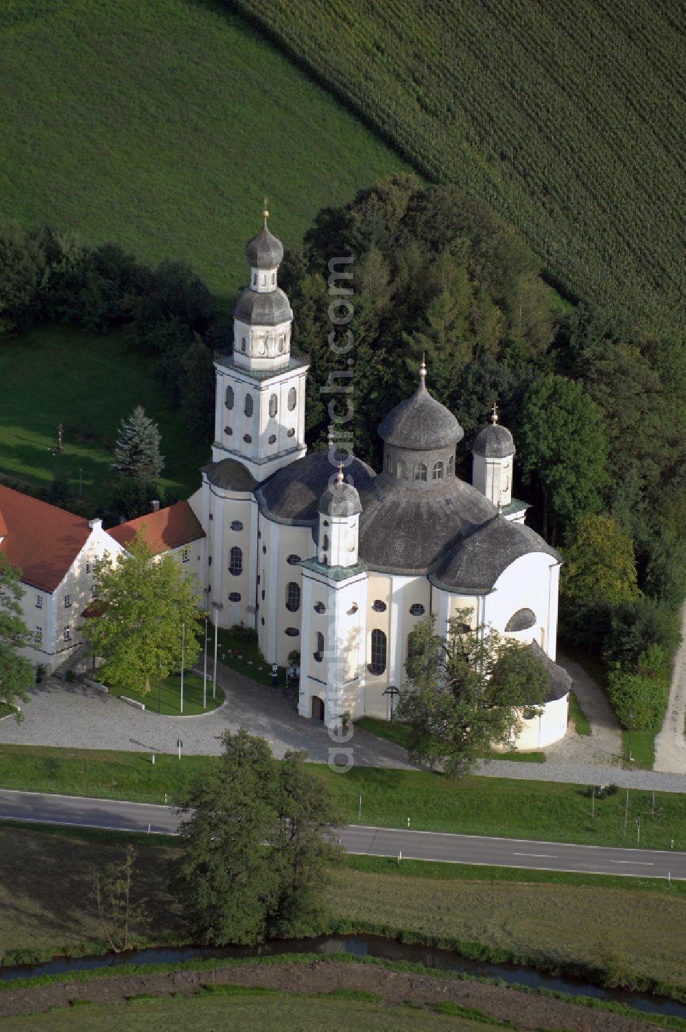 Aerial photograph Sielenbach - Church building Wallfahrtskirche Maria Birnbaum on Maria-Birnbaum-Strasse in Sielenbach in the state Bavaria, Germany