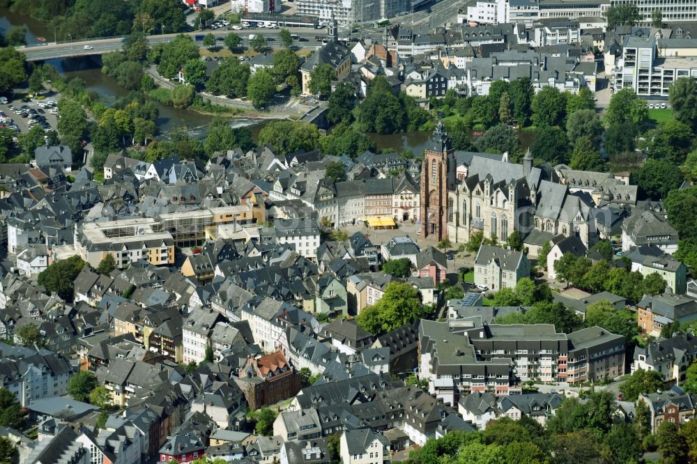 Wetzlar from the bird's eye view: Church building in Wetzlarer Dom on Domplatz Old Town- center of downtown in Wetzlar in the state Hesse, Germany