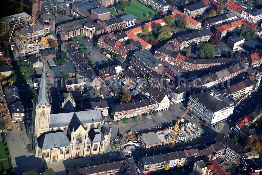 Aerial image Wesel - Church building Willibrodi- Cathedral in Wesel in the state North Rhine-Westphalia