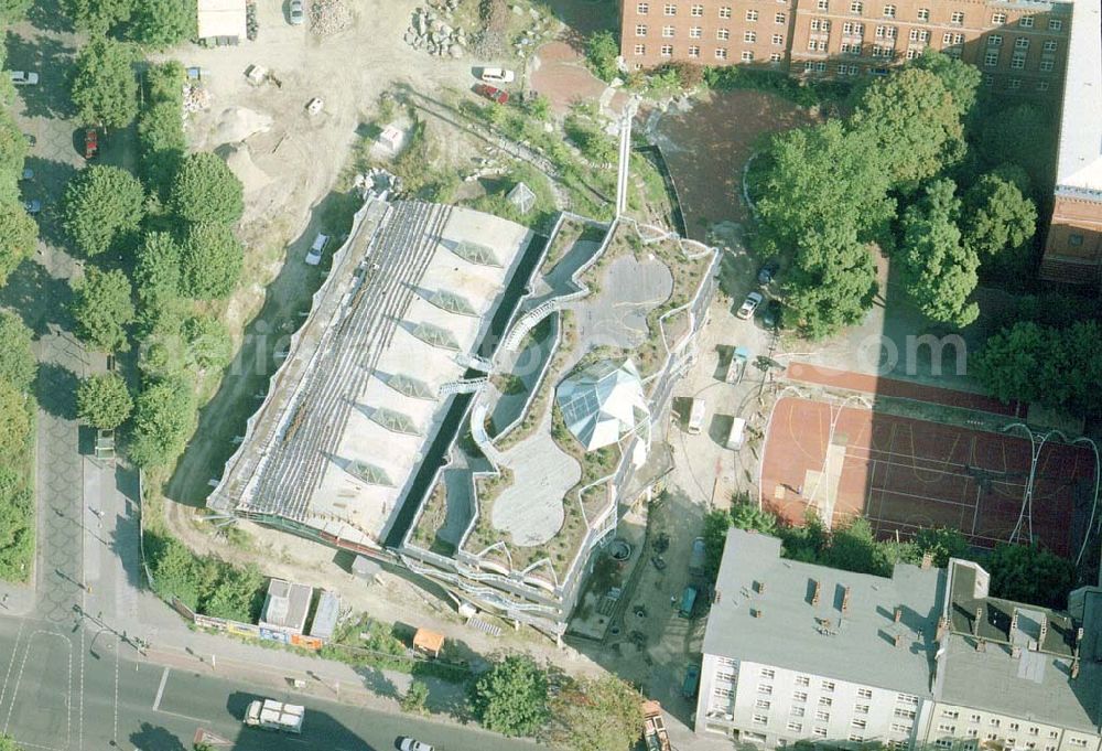 Aerial photograph Berlin - Wilmersdorf - Kirchenneubau an der Pfalzburger Straße in Berlin-Wilmersdorf