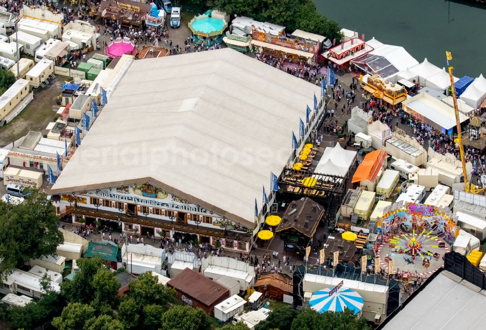 Herne from the bird's eye view: Fair - event location at festival Cranger Kirmes in Herne at Ruhrgebiet in the state North Rhine-Westphalia