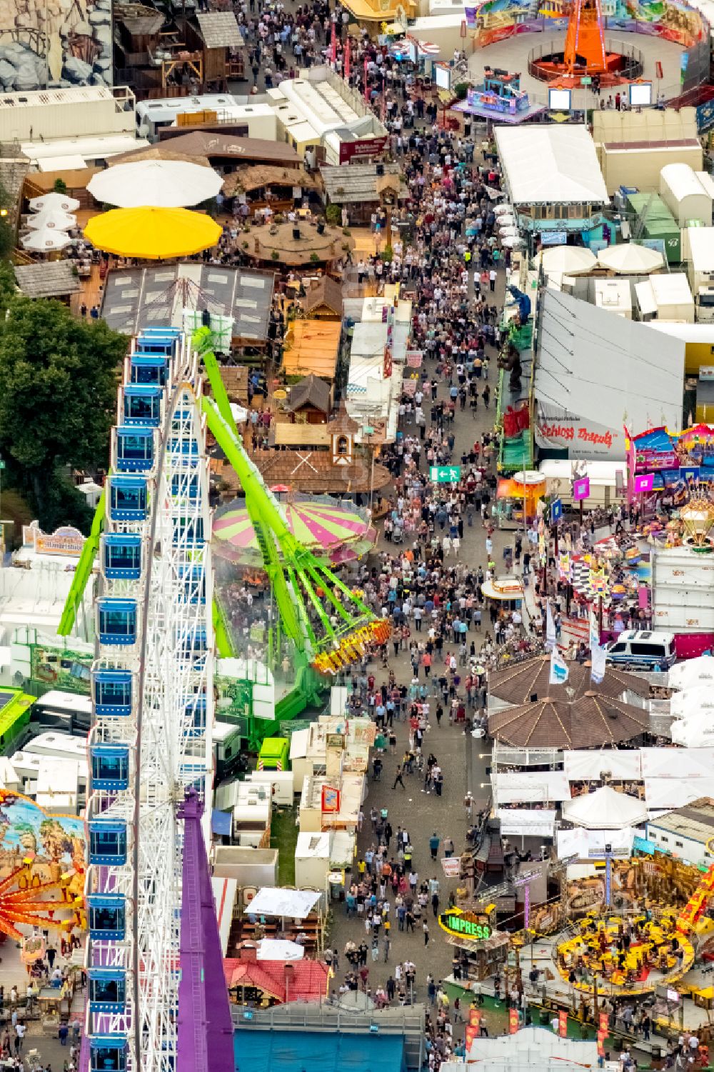 Herne from above - Fair - event location at festival Cranger Kirmes in Herne at Ruhrgebiet in the state North Rhine-Westphalia