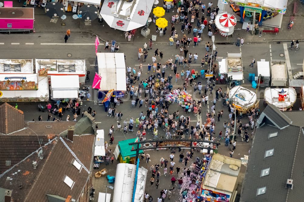 Aerial photograph Herne - Fair - event location at festival Cranger Kirmes in Herne at Ruhrgebiet in the state North Rhine-Westphalia