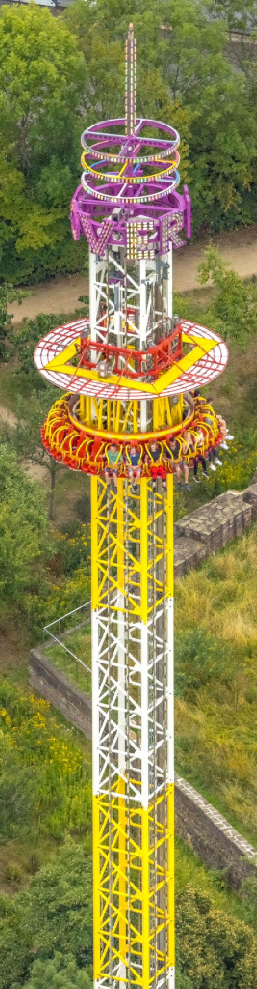 Aerial photograph Herne - Fair - event location at festival Cranger Kirmes in Herne at Ruhrgebiet in the state North Rhine-Westphalia