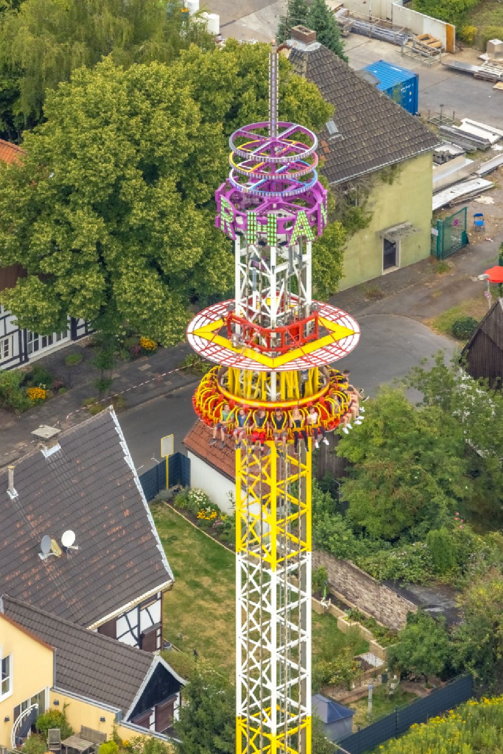 Aerial image Herne - Fair - event location at festival Cranger Kirmes in Herne at Ruhrgebiet in the state North Rhine-Westphalia