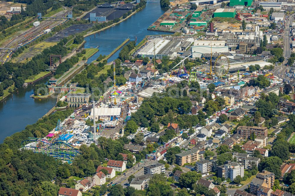 Aerial image Herne - fair - event location at festival Cranger Kirmes in the district Cranger in Herne at Ruhrgebiet in the state North Rhine-Westphalia, Germany