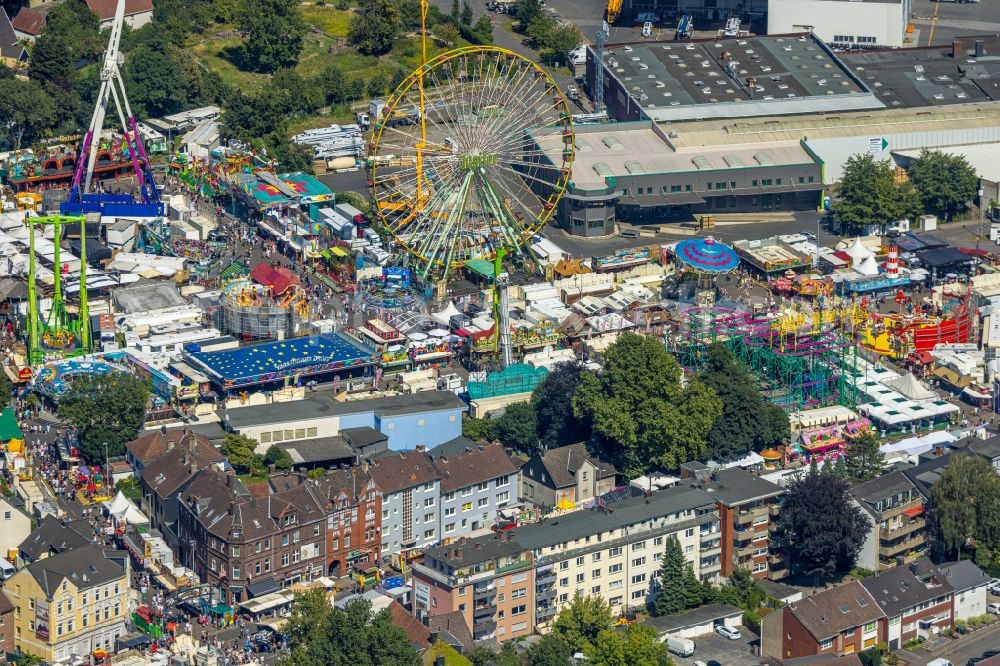 Aerial image Herne - fair - event location at festival Cranger Kirmes in the district Cranger in Herne at Ruhrgebiet in the state North Rhine-Westphalia, Germany