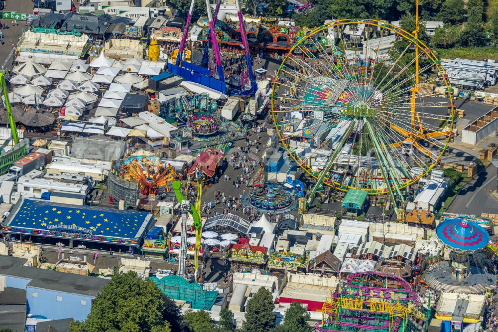 Aerial photograph Herne - fair - event location at festival Cranger Kirmes in the district Cranger in Herne at Ruhrgebiet in the state North Rhine-Westphalia, Germany