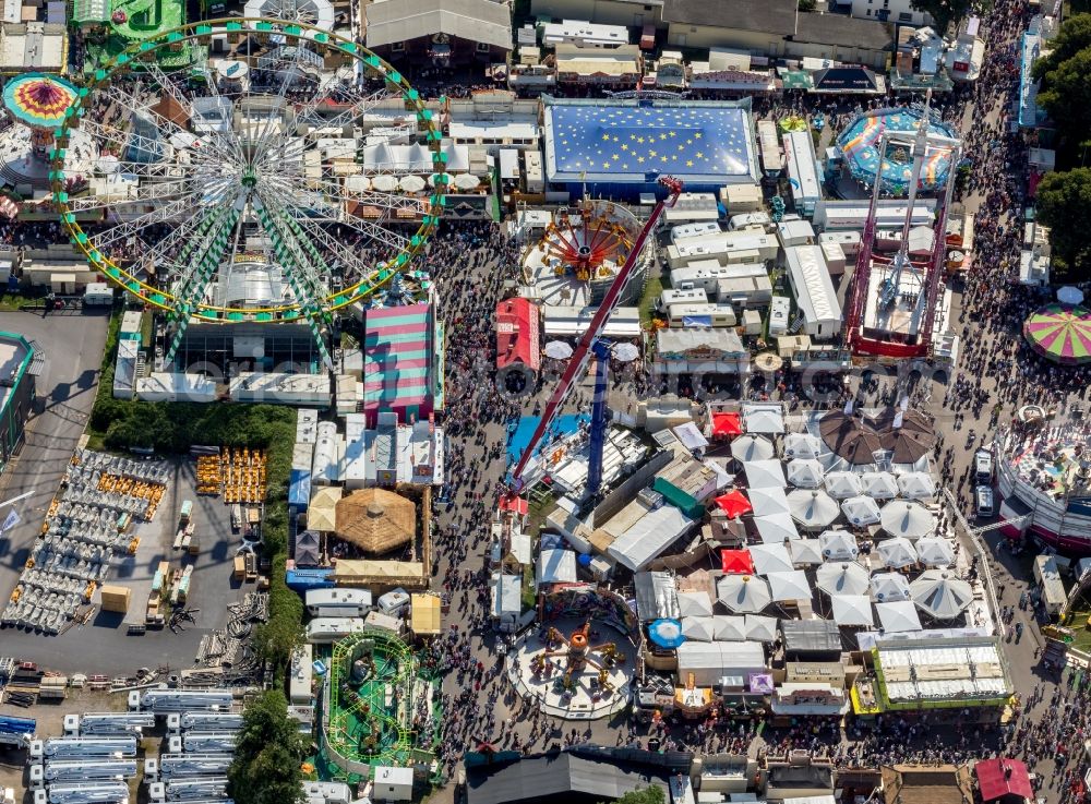 Aerial photograph Herne - Fair - event location at festival Cranger Kirmes in the district Cranger in Herne in the state North Rhine-Westphalia, Germany