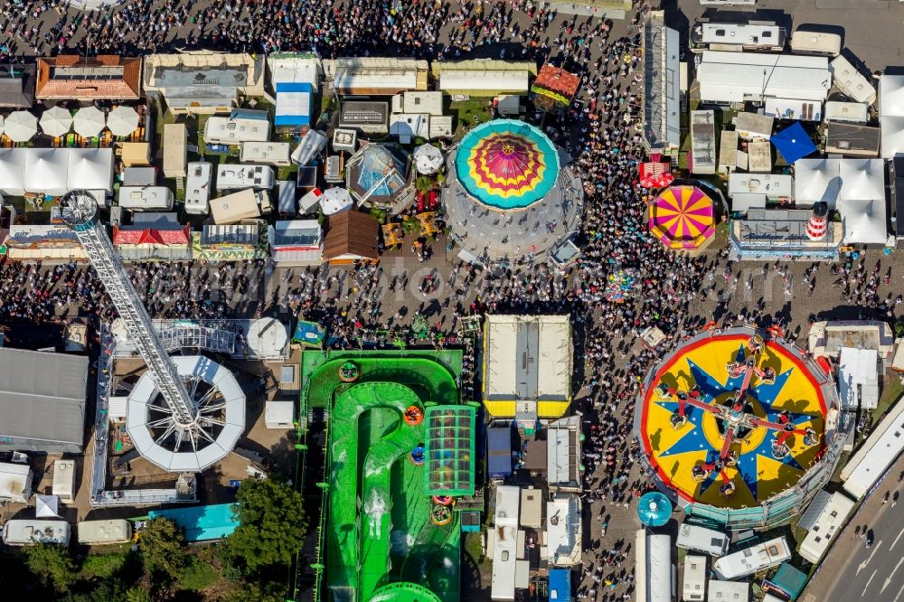 Herne from the bird's eye view: Fair - event location at festival Cranger Kirmes in the district Cranger in Herne in the state North Rhine-Westphalia, Germany