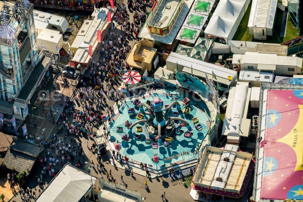 Herne from the bird's eye view: Fair - event location at festival Cranger Kirmes in the district Cranger in Herne in the state North Rhine-Westphalia, Germany