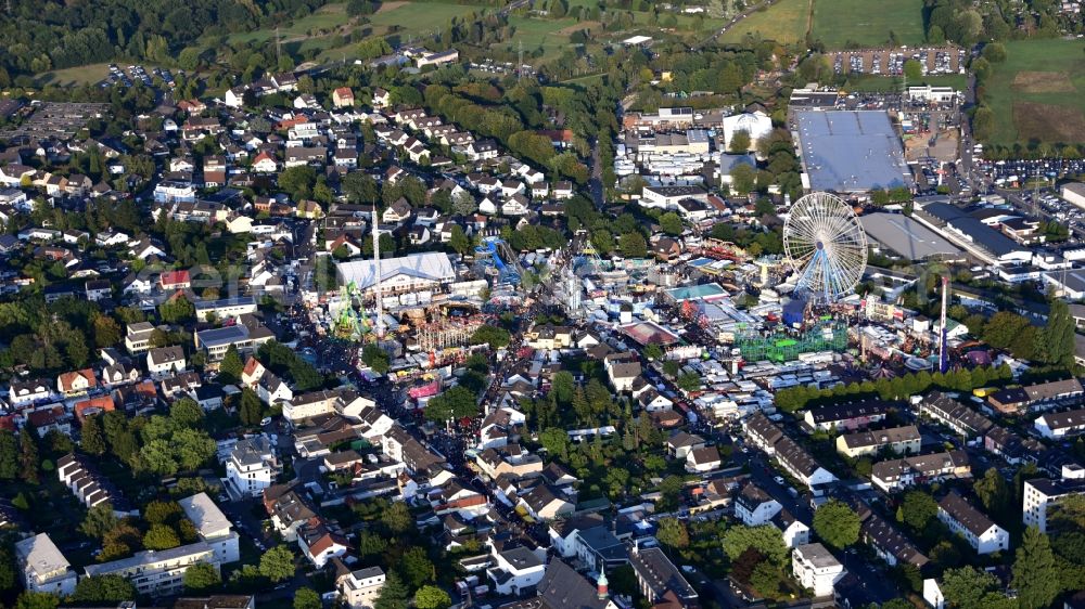 Bonn from above - Fair - event location at festival on Markt in the district Puetzchen-Bechlinghoven in Bonn in the state North Rhine-Westphalia, Germany