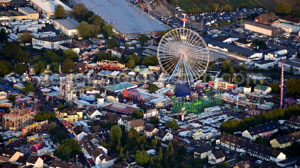 Bonn from above - Fair - event location at festival on Markt in the district Puetzchen-Bechlinghoven in Bonn in the state North Rhine-Westphalia, Germany