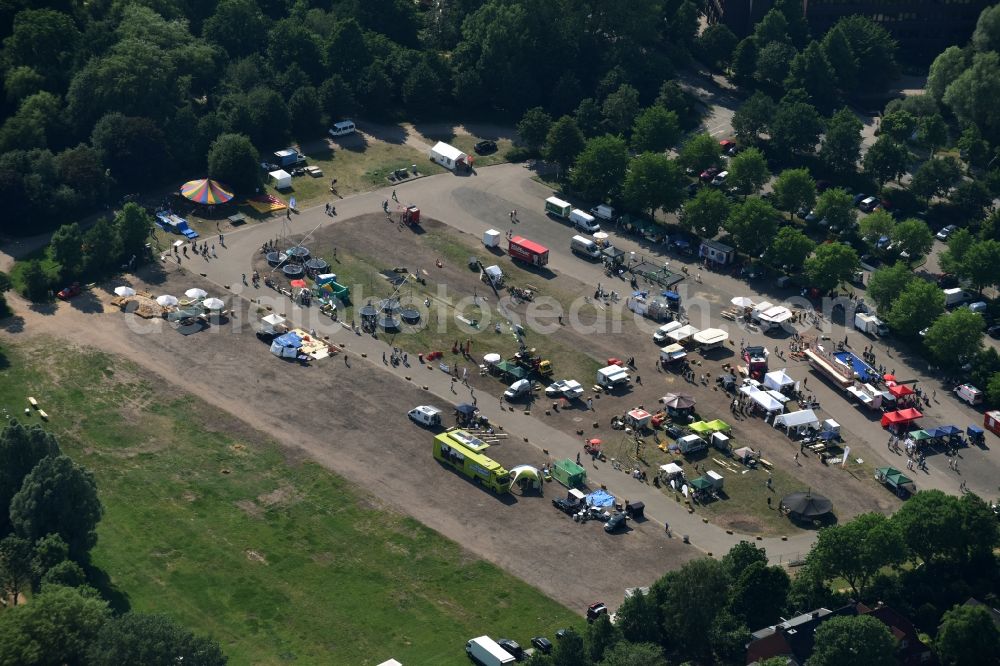 Aerial photograph Itzehoe - Fair - event location at festival on Schuhmacherallee in Itzehoe in the state Schleswig-Holstein