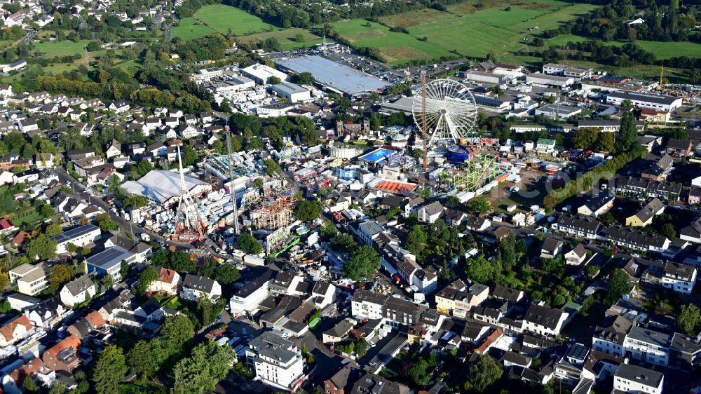 Aerial photograph Bonn - Fair - event location at festival Puetzchens Markt on Markt in the district Puetzchen-Bechlinghoven in Bonn in the state North Rhine-Westphalia, Germany