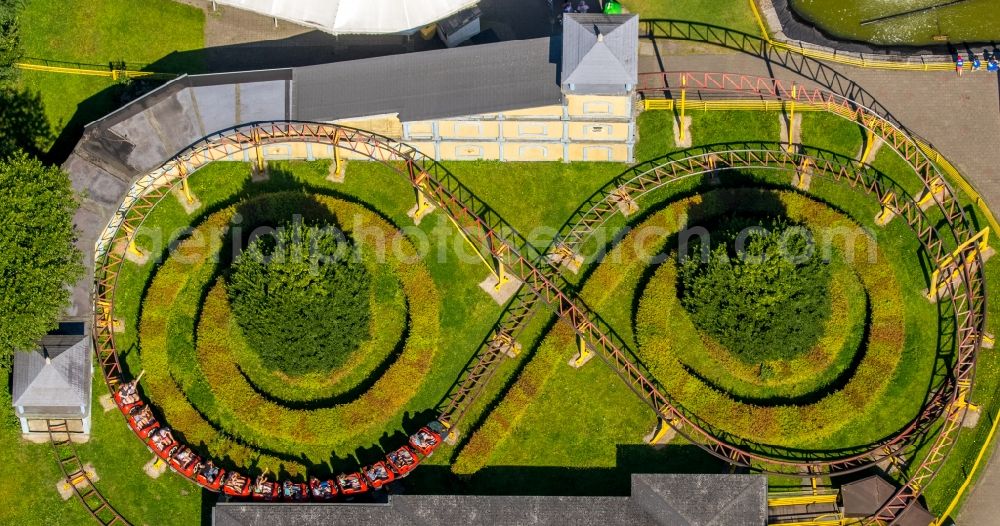 Bottrop from the bird's eye view: Fair - event location at festival castle park Am Dornbusch in Bottrop in the state North Rhine-Westphalia