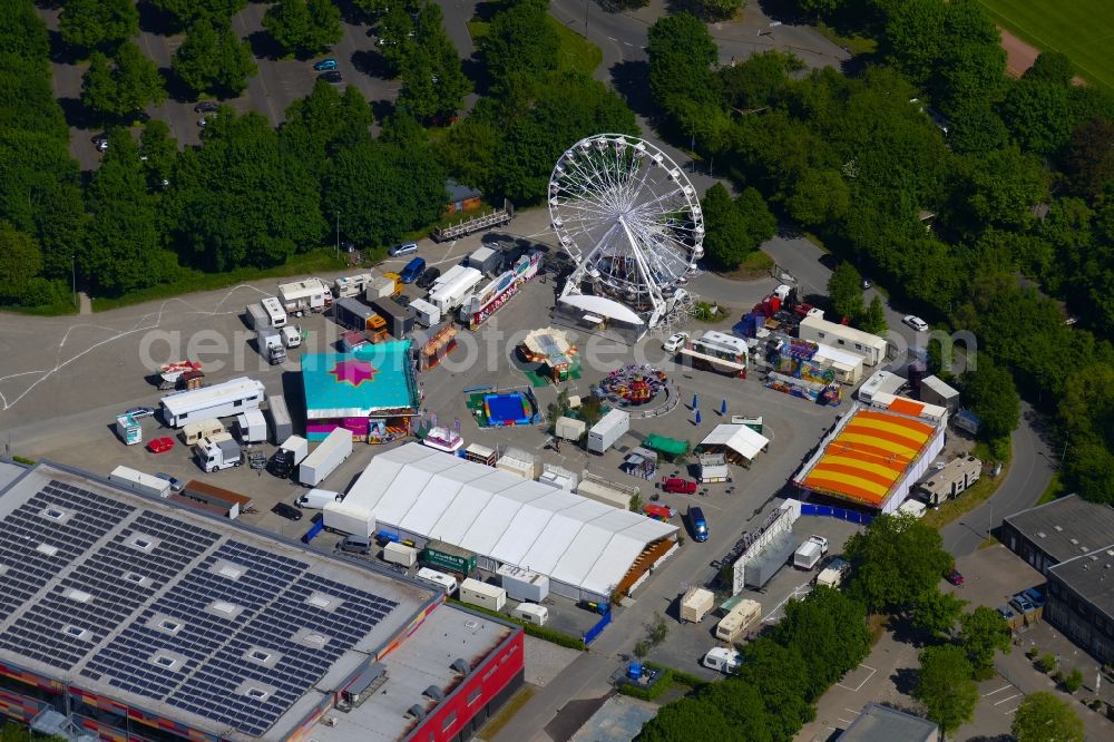 Göttingen from above - Fair - event location at festival Schuetzenfest in Goettingen in the state Lower Saxony, Germany