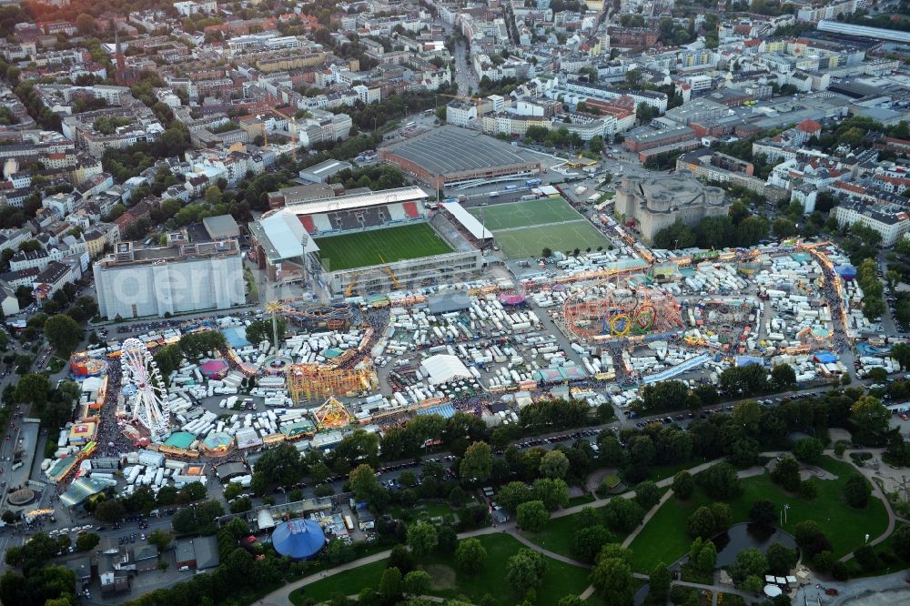 Hamburg from the bird's eye view: Fair - event location at festival Hamburger Dom in Hamburg in Germany