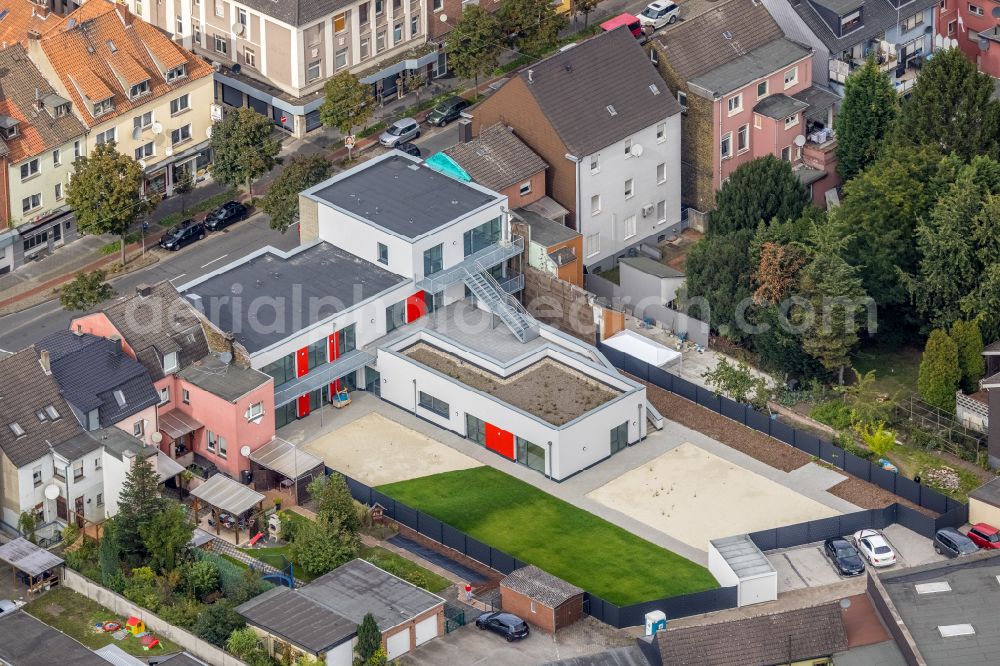 Hamm from the bird's eye view: Kindergarten building and Nursery school on Wilhelmstrasse in Hamm in the state North Rhine-Westphalia, Germany