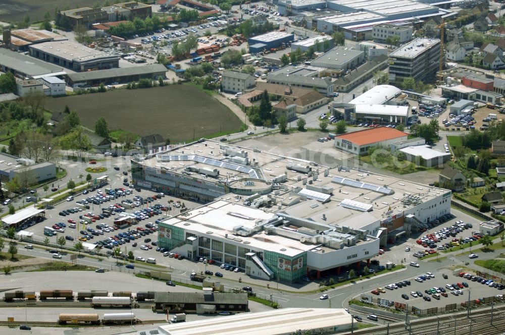 Aerial photograph Klagenfurt - Blick auf das Einkaufszentrum am Südpark an der Lastenstrasse, Grüngasse und Flatschacher Strasse in Klagenfurt