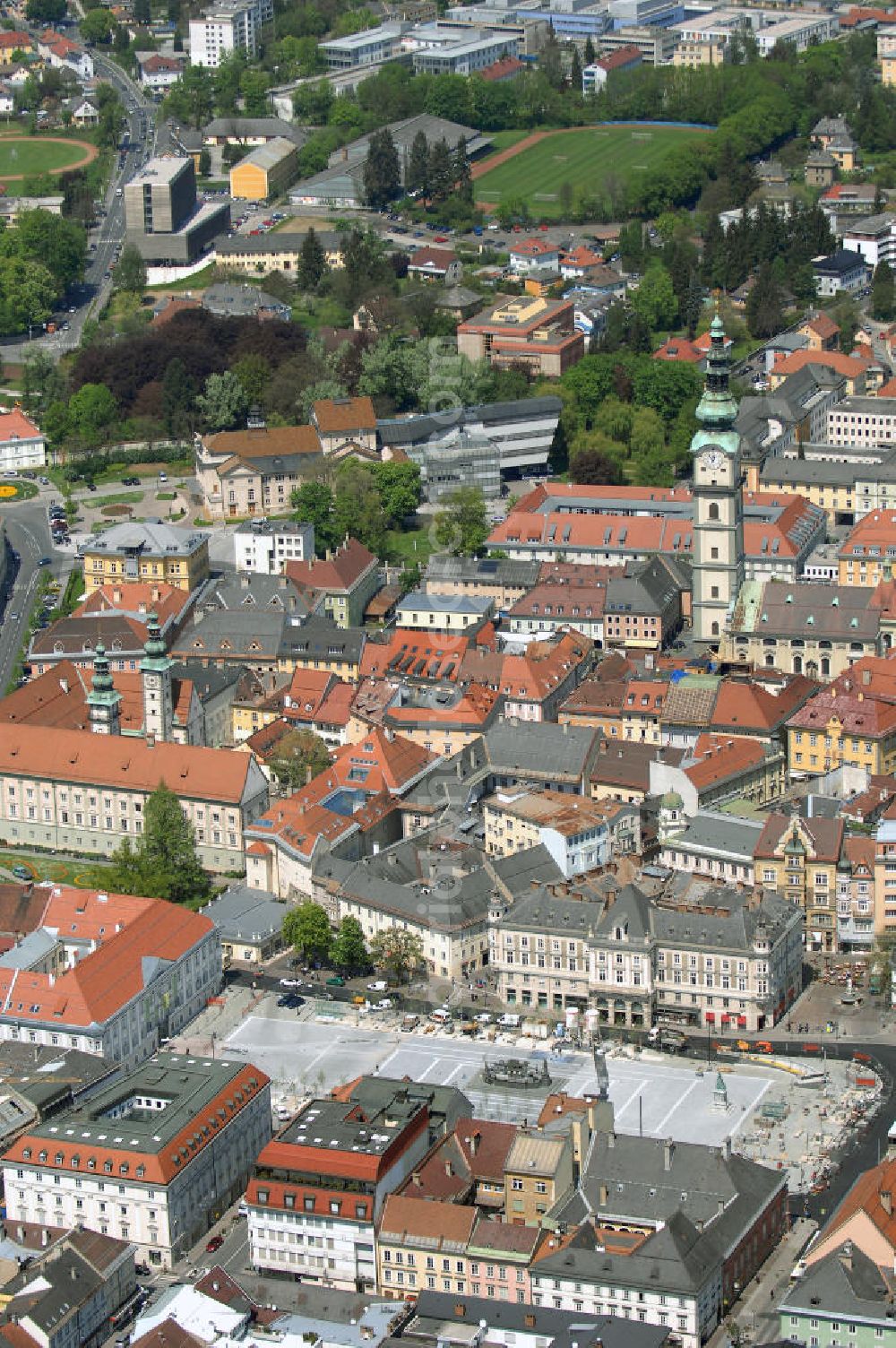 Aerial image Klagenfurt - Blick auf das Altstadtzentrum von Klagenfurt im Bereich Pfarrhofgasse, Renngasse, Pfarrplatz, Herrengasse.