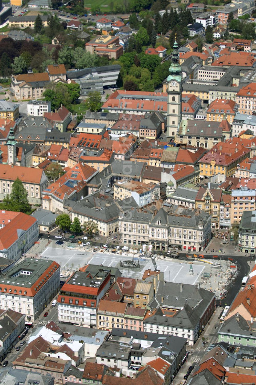 Aerial photograph Klagenfurt - Blick auf das Altstadtzentrum von Klagenfurt im Bereich Pfarrhofgasse, Renngasse, Pfarrplatz, Herrengasse.