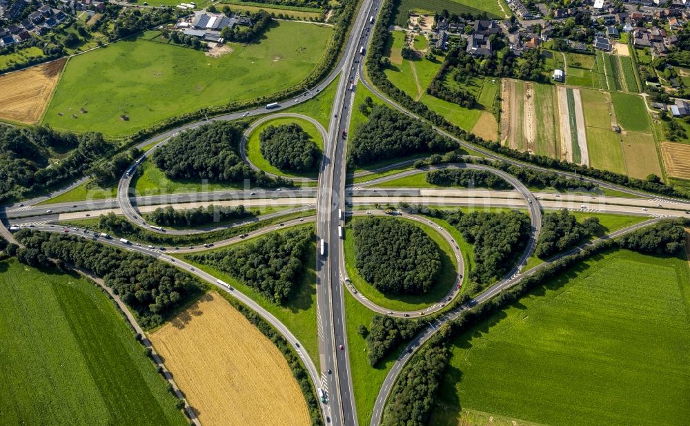 Aerial photograph Mönchengladbach - Cloverleaf interchange on the motorway Autobahn A61 - A52 near Mönchengladbach in North Rhine-Westphalia