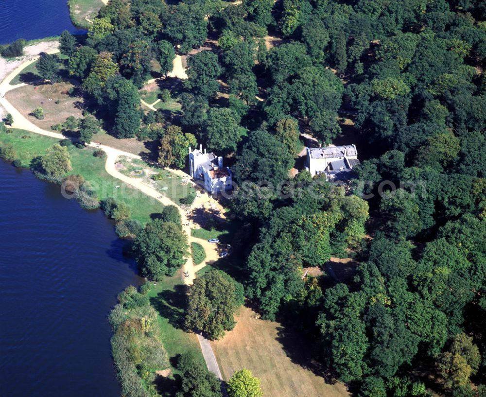 Aerial photograph Potsdam Babelsberg - Das Kleine Schloss und der Marstall im Park Babelsberg an der Havel in Potsdam. The palace Kleines Schloß and the royal stables in the park Babelsberg at the Havel river.