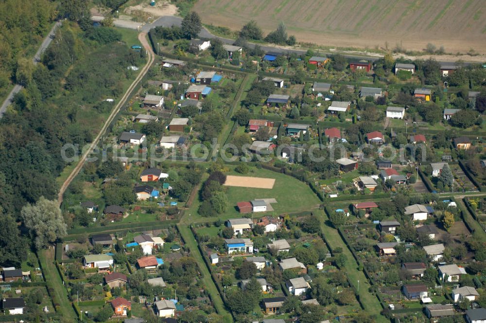 Berlin from above - Blick auf die Kleingarten-Siedlung Kolonie Rosengarten in Karow-Nord.