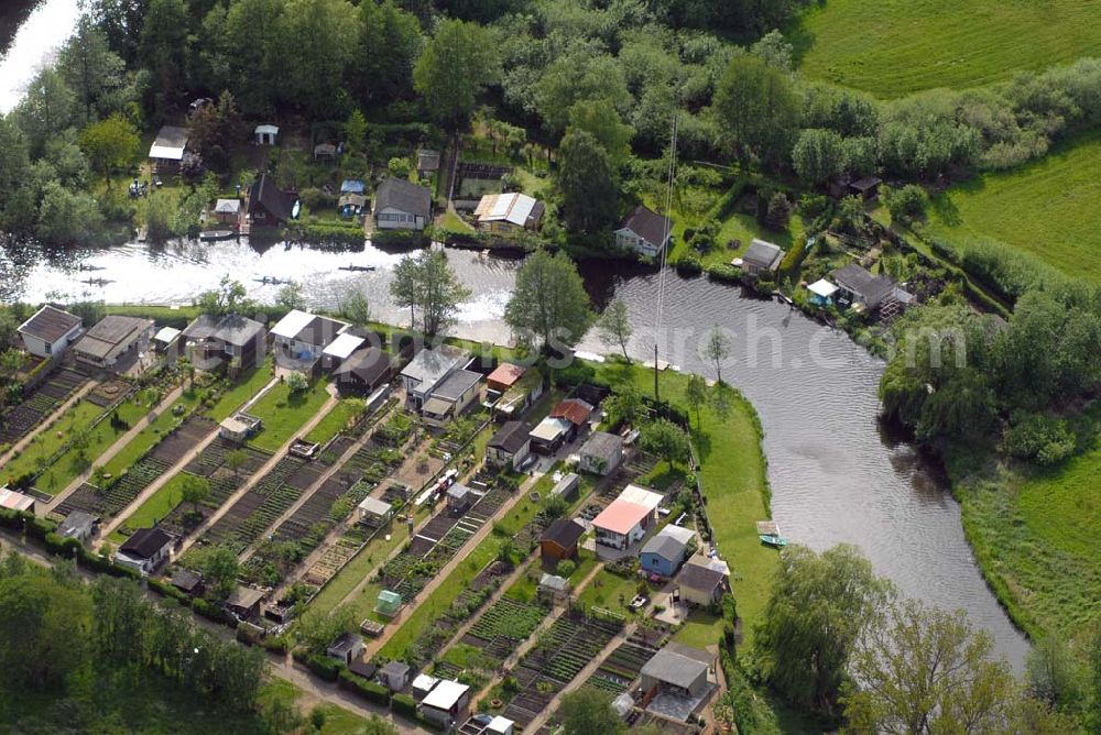 Aerial photograph Bützow - Kleingartenanlage Warnowgrund e.V. Bützow; Gründung: - erste Dokumente 1938,- letzte Neugründung 28. 01. 1995; Zweck: - Anbau von Gemüse und Obst zum Eigenverbrauch und Erholung; Vorsitzender: Gerhard Pietsch; Rühner Landweg 31; 18246 Bützow; Tel.: 03 84 61 / 5 25 32;