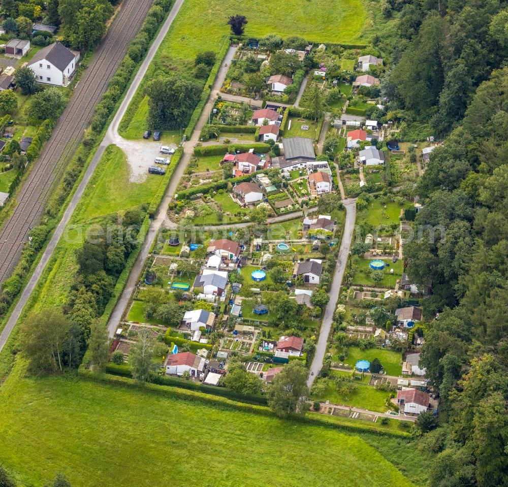 Fröndenberg/Ruhr from the bird's eye view: Allotment gardens and cottage settlement in Fröndenberg/Ruhr at Sauerland in the state North Rhine-Westphalia, Germany